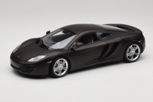 McLaren MP4-12C Matt Black Minichamps 1:18 110133021 Métal