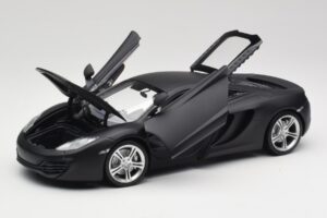 McLaren MP4-12C Matt Satellite Gris Minichamps 1:18 110133024 Métal — image 2 sur 8