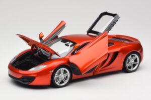 McLaren MP4-12C Orange Metallic Minichamps 1:18 110133020 Métal — image 2 sur 8