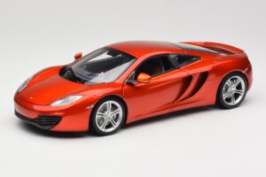 McLaren MP4-12C Orange Metallic Minichamps 1:18 110133020 Métal
