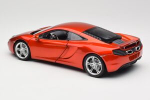 McLaren MP4-12C Orange Metallic Minichamps 1:18 110133020 Métal — image 7 sur 8