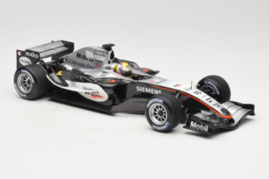 McLaren MP4-20 Mercedes #10 J.P. Montoya F1 2005 Minichamps 1:18 B66962338 Métal — image 4 sur 6