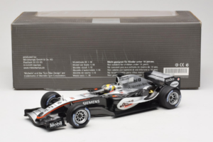 McLaren MP4-20 Mercedes #10 J.P. Montoya F1 2005 Minichamps 1:18 B66962338 Métal — image 6 sur 6