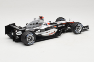 McLaren MP4-20 Mercedes #9 K. Raikkonen F1 2005 Minichamps 1:18 B66962337 Métal — image 2 sur 6