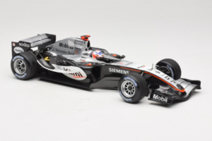 McLaren MP4-20 Mercedes #9 K. Raikkonen F1 2005 Minichamps 1:18 B66962337 Métal — image 4 sur 6