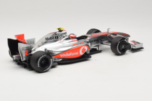 McLaren MP4-24 Mercedes #2 H. Kovalainen F1 2009 Dealer Edition Minichamps 1:18 B66960041 Métal — image 2 sur 7