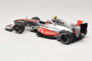 McLaren MP4-24 Mercedes #2 H. Kovalainen F1 2009 Dealer Edition Minichamps 1:18 B66960041 Métal — image 5 sur 7
