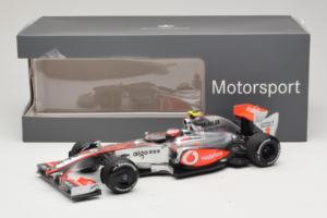 McLaren MP4-24 Mercedes #2 H. Kovalainen F1 2009 Dealer Edition Minichamps 1:18 B66960041 Métal — image 7 sur 7