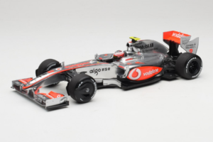 McLaren MP4-24 Mercedes #2 H. Kovalainen F1 2009 Minichamps 1:18 503091802 Métal