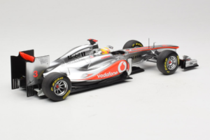 McLaren MP4-26 Mercedes #3 L. Hamilton Vodafone McLaren F1 2011 Minichamps 1:18 530111803 Métal — image 2 sur 7