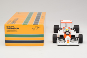 McLaren MP4/4 Honda #12 A. Senna Marlboro McLaren F1 World Champion 1988 Minichamps 1:18 540881812 Métal — image 6 sur 7