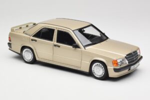 Mercedes 190E W201 2.3-16 Smoke Silver Metallic Norev 1:18 183831 Métal — image 6 sur 8
