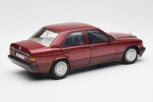Mercedes 190E W201 2.0 Rouge Dealer Edition AUTOart 1:18 B66040383 Métal — image 3 sur 8