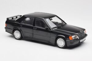 Mercedes 190E 2.3-16 W201 Noir Édition Concessionnaire Norev 1:18 B66040663 Métal — image 6 sur 8