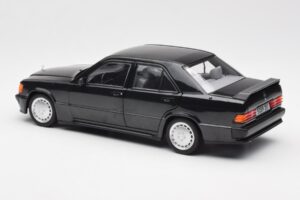 Mercedes 190E 2.3-16 W201 Noir Édition Concessionnaire Norev 1:18 B66040663 Métal — image 7 sur 8