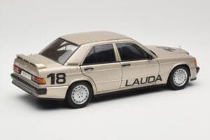 Mercedes 190E 2.3-16 W201 #1 N. Lauda Race of Champions Nurburgring 1984 AUTOart 1:18 88431 Métal — image 3 sur 8