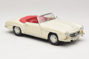 Mercedes 190SL Blanc Maisto 1:18 50274 Métal — image 6 sur 8