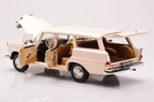 Mercedes 200 Universal W110 Crème Norev 1:18 183709 Métal — image 5 sur 8