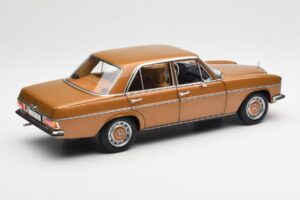 Mercedes 200 W115 Bycane Or Édition Concessionnaire Norev 1:18 B66040665 Métal — image 3 sur 8
