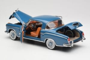 Mercedes 220 SE W128 Bleu Sun Star 1:18 3561 Métal — image 5 sur 8
