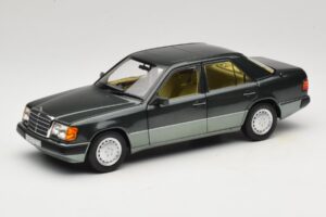 Mercedes 230E W124 Night Green Metallic Norev 1:18 183952 Métal