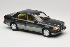 Mercedes 230E W124 Night Green Metallic Norev 1:18 183952 Métal — image 6 sur 8