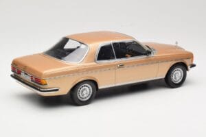 Mercedes 280 CE C123 Or Norev 1:18 183587 Métal — image 2 sur 6