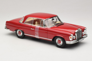Mercedes 280 SE Coupé Rouge Norev 1:18 183527 Métal — image 4 sur 6
