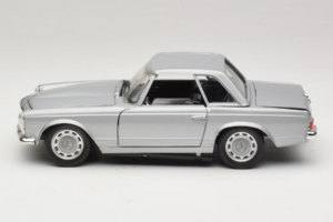 Mercedes 280 SL W113 Berlina Argent Techno Giodi 1:18 F14051030 Métal — image 4 sur 8