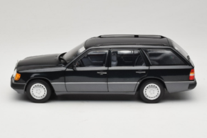 Mercedes 300 D W124 Break Noir Norev 1:18 183960 Métal — image 4 sur 8