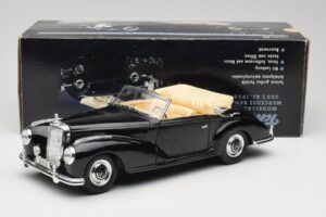 Mercedes 300 S W188 Cabriolet Noir Tchibo 1:18 36782 Métal — image 8 sur 8