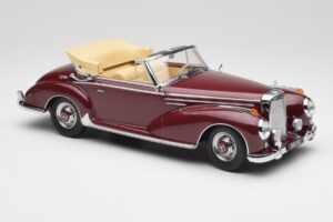 Mercedes 300 SC W188 Cabriolet Rouge Foncé KK-Scale 1:18 KKDC180942 Métal — image 4 sur 6