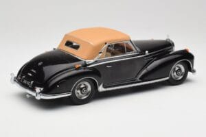Mercedes 300 SC W188 Cabriolet Softtop Noir KK-Scale 1:18 KKDC180943 Métal — image 2 sur 6