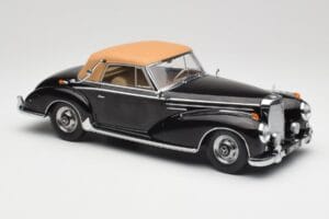 Mercedes 300 SC W188 Cabriolet Softtop Noir KK-Scale 1:18 KKDC180943 Métal — image 4 sur 6