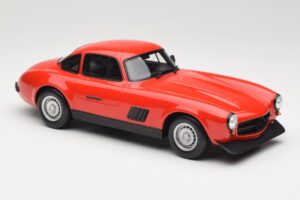 Mercedes 300 SL AMG Rouge Otto 1:18 OT311 Résine — image 4 sur 6