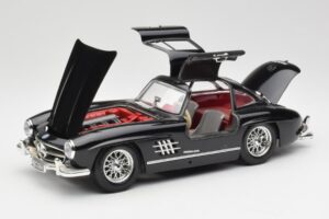 Mercedes 300 SL W198 Noir Bburago 1:18 35791 Métal — image 2 sur 8