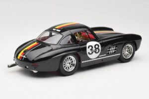 Mercedes 300 SL #38 1954 Bburago 1:18 3015-M1 Métal — image 3 sur 8