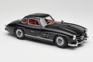 Mercedes 300 SL W198 Noir Minichamps 1:18 180039004 Métal — image 6 sur 8