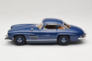 Mercedes 300 SL W198 Bleu Norev 1:18 183852 Métal — image 4 sur 8