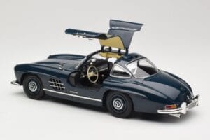 Mercedes 300 SL W198 Gullwing Bleu Foncé Minichamps 1:18 110037216 Métal — image 5 sur 8