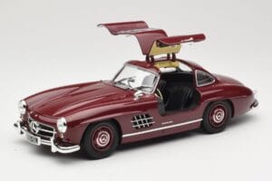 Mercedes 300 SL W198 Gullwing Rouge Foncé Minichamps 1:18 110037218 Métal — image 2 sur 8