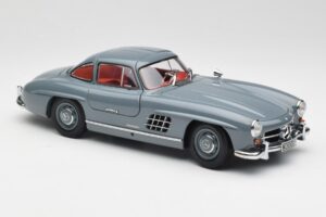 Mercedes 300 SL W198 Graphite Gris Minichamps 1:18 180039005 Métal — image 6 sur 8