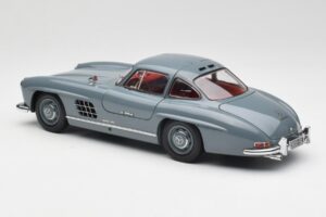 Mercedes 300 SL W198 Graphite Gris Minichamps 1:18 180039005 Métal — image 7 sur 8