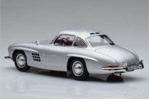 Mercedes 300 SL W198 Gullwing Norev 1:18 183850 Métal — image 7 sur 8