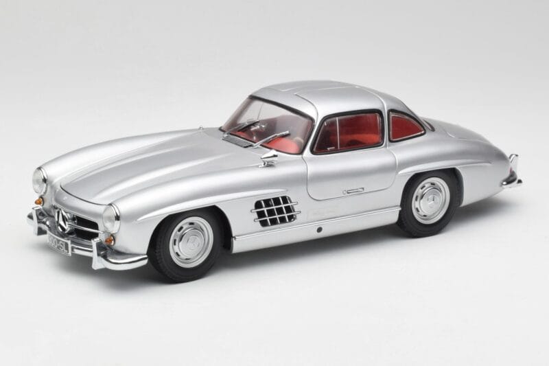 Mercedes 300 SL W198 Gullwing Argent Minichamps 1:18 180039000 Métal