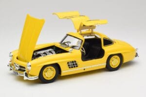 Mercedes 300 SL W198 Jaune Clair Minichamps 1:18 180039009 Métal — image 2 sur 8
