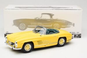 Mercedes 300 SL W198 Roadster Hardtop Signal Yellow Minichamps 1:18 180039044 Métal — image 9 sur 9