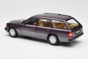 Mercedes 300D S124 T-Model Bornit Édition Concessionnaire Norev 1:18 B66040701 Métal — image 7 sur 8