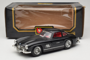 Mercedes 300SL Noir Bburago 1:18 3015-M3 Métal — image 8 sur 8