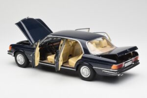 Mercedes 450 SEL 6.9 W116 Bleu Foncé Revell 1:18 8956 Métal — image 5 sur 8